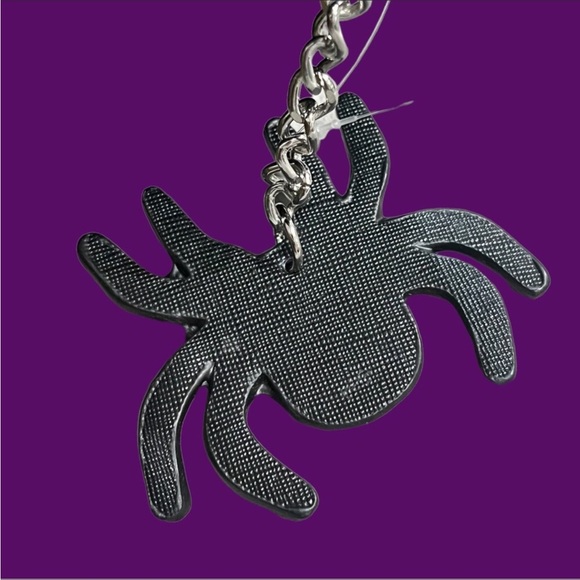 RARE Heart Shaped Spiderweb Backpack Bag - Picture 7 of 16